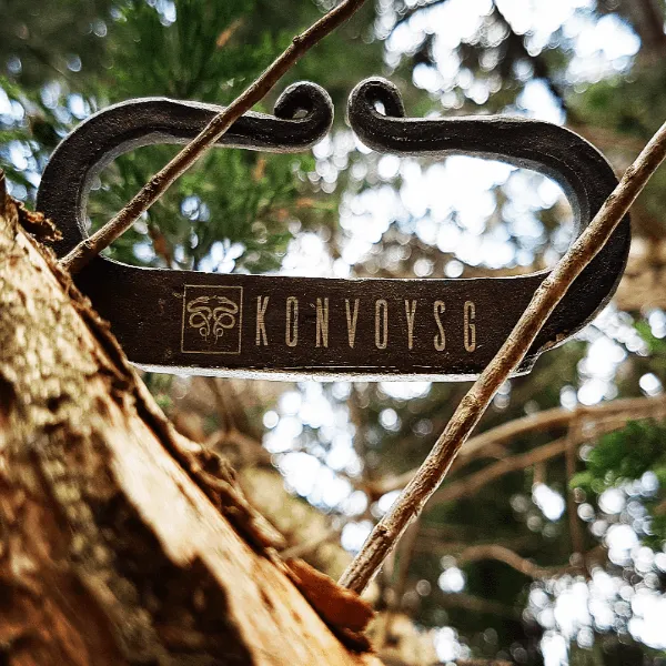 Primitive Carbon Steel Fire Striker